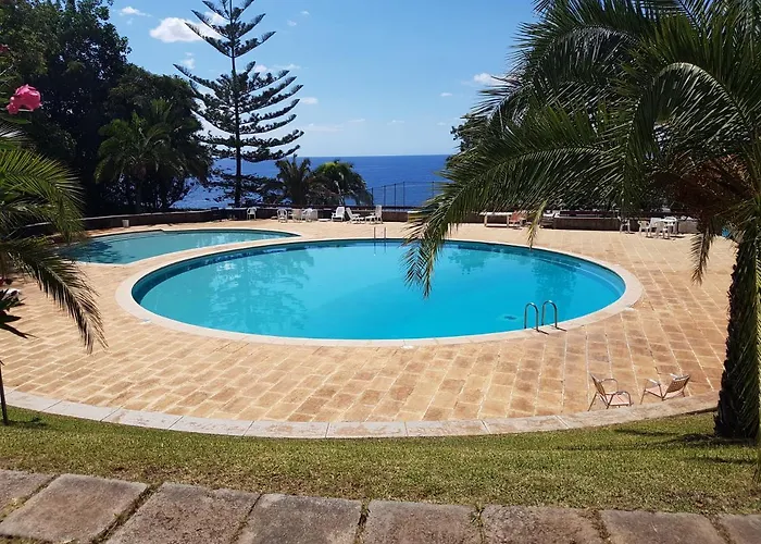 Listen The Sound Of The Sea - The Sunset Of Your Dreams Apartment